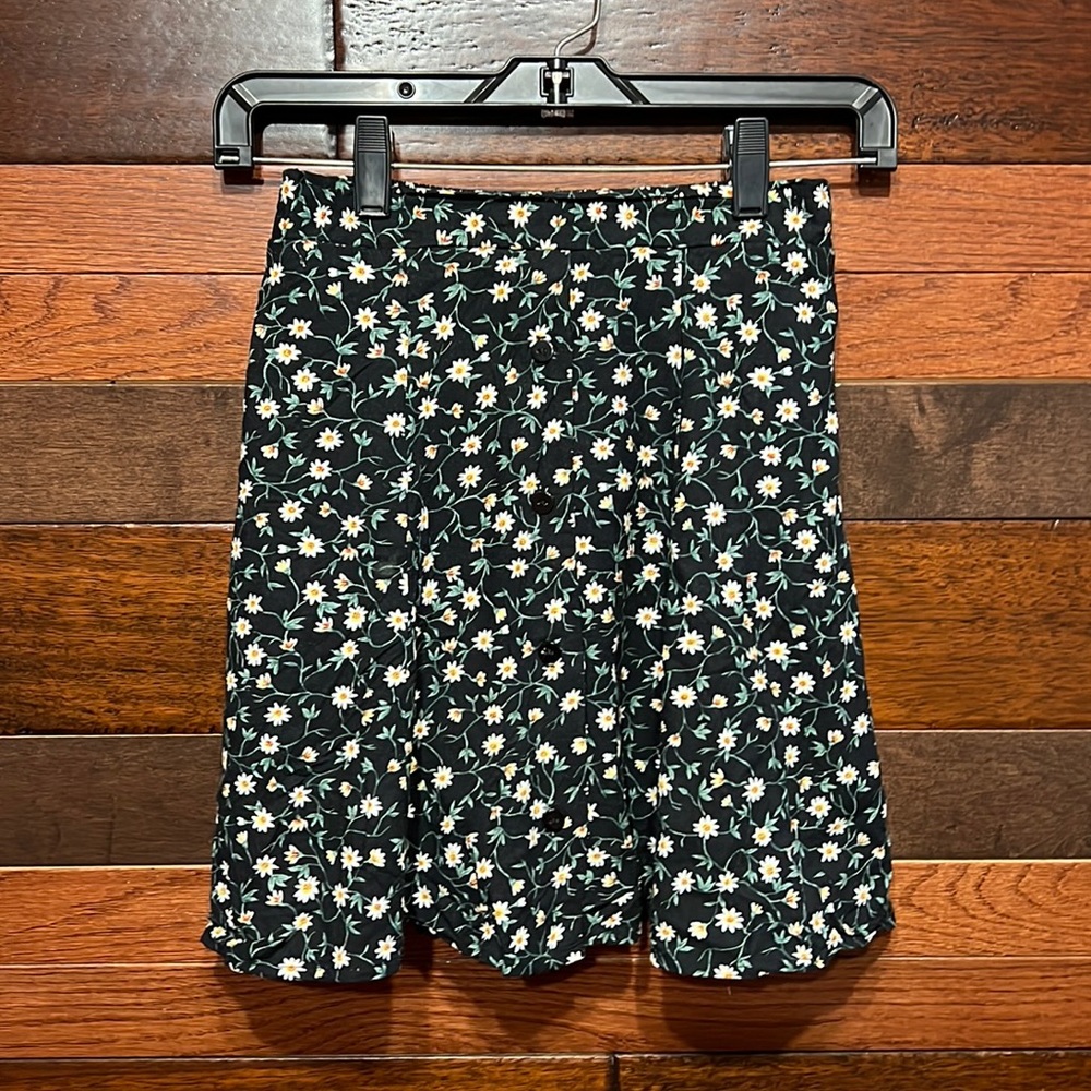 Young Classics Floral Button Down Skorts